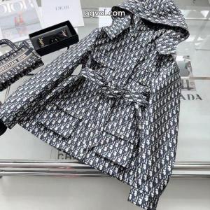 DIOR最新フルDジャカード連帽ミディアムコート