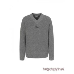 DIORアルファベットロゴVネックニット