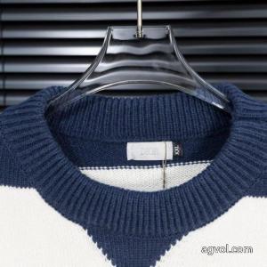 ブランド 偽物人気が続行限定アイテム 大人気希少！ 大人の色味 DIORセーター