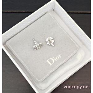 新作を取り上げ 柔らかな着心地 トレンド2026耳くぎ偽物 ブランド ショップDior