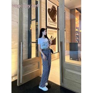 Dior偽 ブランド 購入トレンド新作 海外セレブもお気に入り 究極の美しさ    ズボン.
