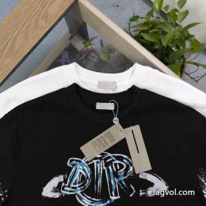人気チャーム 新作入荷 使い勝手も良好半袖Tシャツスーパー コピー ブランド 通販DIOR