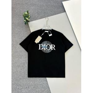     半袖Tシャツ着まわし抜群カラー 人気ブランド秋冬の新作が続々登場 値下げ！DIORブランド 激安 ..