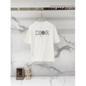 Dior手頃価格 ファッションの最先端！ 数量限定Tシャツ 2026ブランドコピー