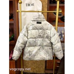 Dior良好な材質 お気に入りの上品 即日対応ブランド 品 激安 通販    ダウンジャケット..