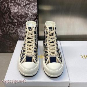 最落なし 販売店舗限定モデル きれいめコーデに変身スニーカーコピー ブランド 優良Dior..