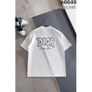 秋服コーデ2026年版 ロゴが素敵 超激得新作Dior激安 通販 専門店半袖Tシャツ