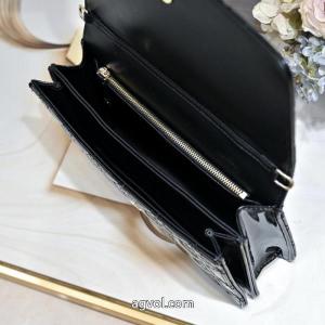 DIORブランド スーパー コピーバッグフォーマル多機能  ヴィンテージ感 洗練デザイン..