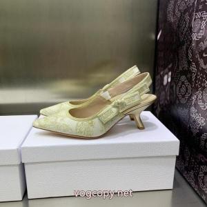 偽 ブランドDior    サンダルVIP価格 最新で一目惚れ 抜け感のある.