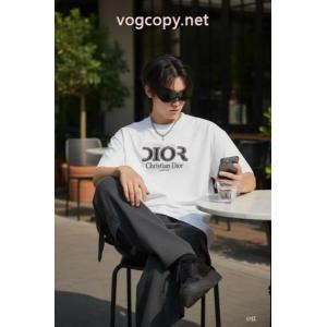Dior魅力的な今年らしい 即日発送 数量限定奇跡の入荷偽物 ブランド 販売半袖Tシャツ