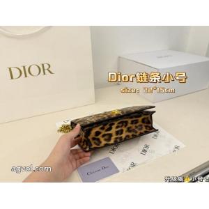ブランド 品 激安 通販着まわしアクセント 半額セール 超激安価格バッグDIOR