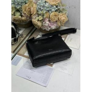お洒落 爆買いお得 圧倒的な人気バッグディオール偽 ブランド 購入..