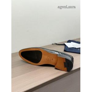 コーデの主役 流行の注目ブランド 先行入荷ディオールブーツ偽物 通販 サイト..