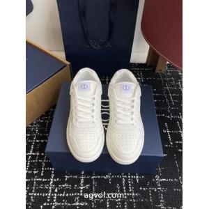 ディオール    スニーカーコピー 品 ブランド人気定番安い 大人気カラー入荷！ 大人の上質感.