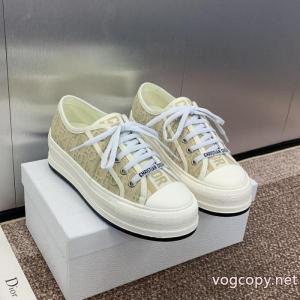 ディオールスニーカー絶対欲しい手に入る 超人気美品セール中 大人気のモデルブランド スーパー コピー 通販..