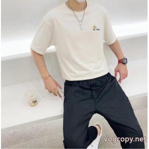 ディオール半袖Tシャツ人気新品 今年流行 気分に合わせて偽物 ブランド 販売