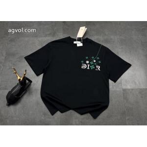 DIOR半袖Tシャツ清涼感 人気モデル雑誌掲載 幅広く使えるブランド コピー ショップ