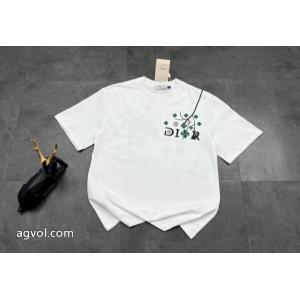 DIOR半袖Tシャツ清涼感 人気モデル雑誌掲載 幅広く使えるブランド コピー ショップ