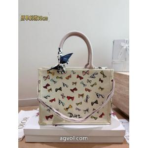 DIOR完売必須　限定SALE どの年代にも好感度 セレブ多数愛用バッグスーパー コピー 安心