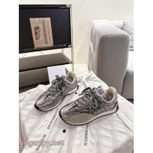 Diorブランド コピー 販売 店スニーカーNEW!! 大人気 完売間近 海外人気アイテム..