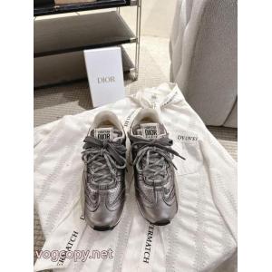 Diorブランド コピー 販売 店スニーカーNEW!! 大人気 完売間近 海外人気アイテム..