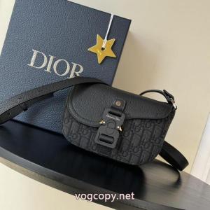  2026ブランドコピー今シーズン新作 在庫一掃セール 人気アイテムも同時にチェックバッグDior..