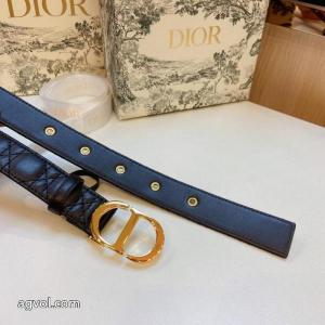 ベルトブランド コピー 通販DIOR目を引く1着 大好評アイテム 海外モデル..