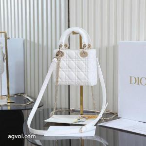 ブランド コピー 激安オシャレ度アップ 人気専門店 女性大好きバッグディオール..