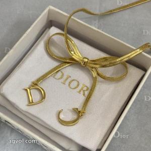 秀作モデル 大人の魅力を溢れる 珍しいアクセサリーDIORコピー 商品 販売.
