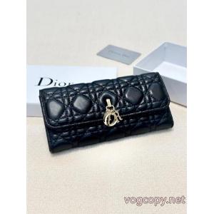 Dior財布ブランド コピー 優良店高品質  人気定番セール 2026新作新品