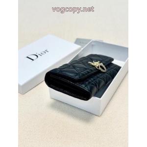 Dior財布ブランド コピー 優良店高品質  人気定番セール 2026新作新品