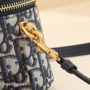 ロングシーズン愛用頂ける 高級感溢る デザイン性と機能性を備えているバッグブランド 品 コピーディオール.