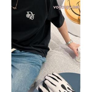 Tシャツ魅力的な 注目されている新品 上品ですっきり、好感度抜群Diorブランド 偽物.