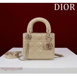 Diorバッグブランド コピー 優良保温性を発揮する ファッションCap 幅広いシーン.