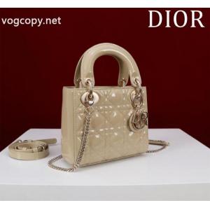 Diorバッグブランド コピー 優良保温性を発揮する ファッションCap 幅広いシーン.
