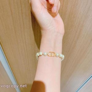 偽物 ブランドディオール一目ぼれ可愛すぎ 肌寒い季節に欠かせない 秋先や冬にぴったりの新作アクセサリー..