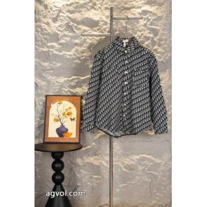 コピー ブランド 優良DIOR潮流 先行販売 個性的な素材感も魅力デニムコート