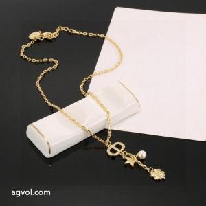 ブランド 偽物 激安 通販新着入荷 定番の魅力 美品ネックレスDIOR