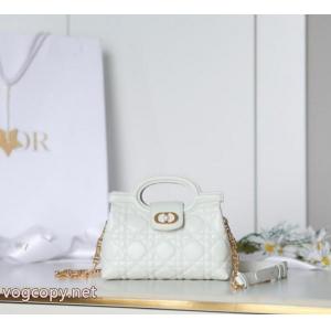 バッグブランド スーパー コピー 店舗センスアップ！ 赤字超特価大人気 爆買い新作Dior.