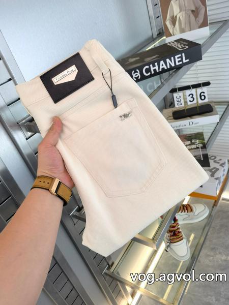 DIORリッチな印象に韓国の人気ジーンズスーパー ブランド コピー 0 