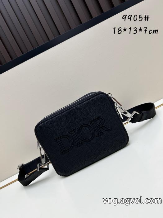 コピー ブランド 通販バッグ季節をまたい新作アイテム完売続出DIOR 0 