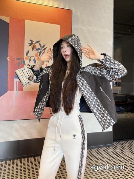 DIORパッチワークプリントクラシックなオールドフラワージャカードコート 2