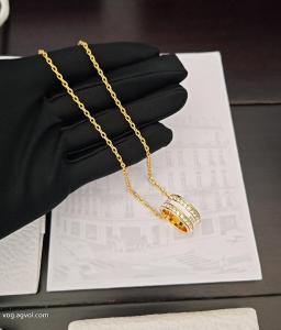 華やかな印象秋冬シーズン継続トレンド新着ネックレスDIOR偽 ブランド 販売