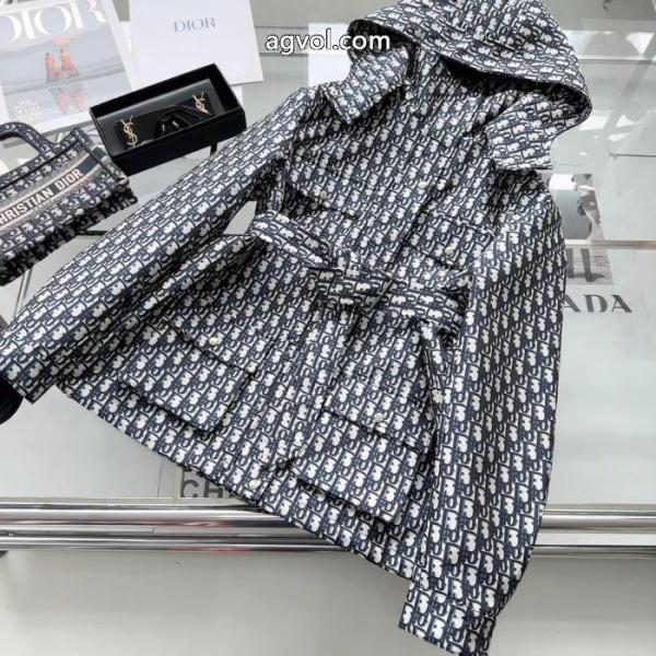 DIOR最新フルDジャカード連帽ミディアムコート 2
