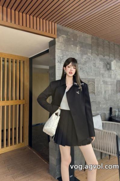 ブランド コピー 着払いコート今年人気アイテム 最安挑戦 最新モデルも顧客セールで格安DIOR 0