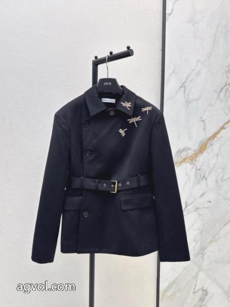 ブランド コピー 着払いコート今年人気アイテム 最安挑戦 最新モデルも顧客セールで格安DIOR 1