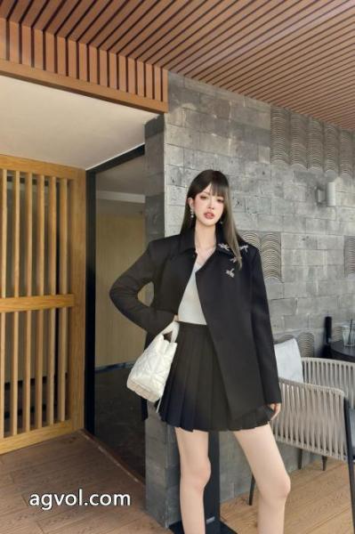ブランド コピー 着払いコート今年人気アイテム 最安挑戦 最新モデルも顧客セールで格安DIOR 3