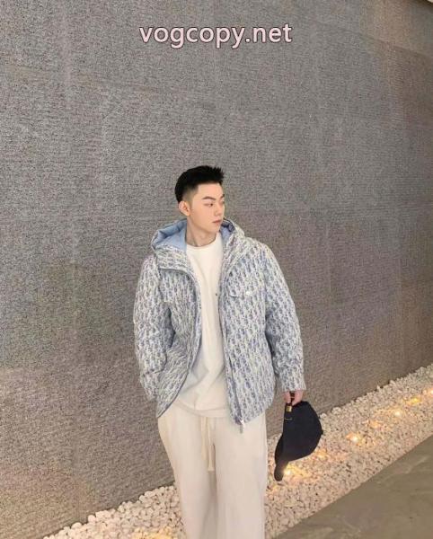 ブランド 品 コピー在庫セール 圧倒的な高級感 期間限定セール!Dior綿入れの服 1