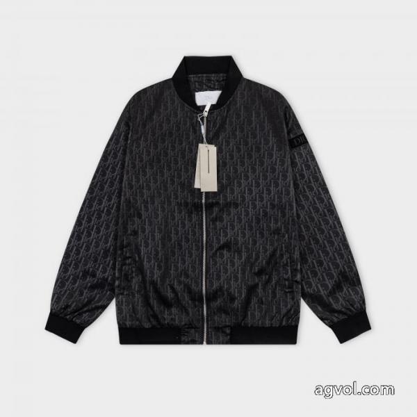 DIORジャケットコピー 商品 通販不動の人気商品 モデル大絶賛 秋冬にお世話になる定番 3