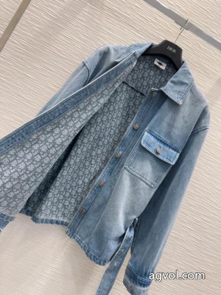 コートミックス感が溢れる 最新作正規品 最新 話題沸騰中DIOR 2025スーパー コピー 5 